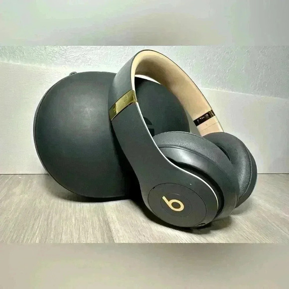 Beats by Dr. Dre Studio 3 Wireless Bluetooth Headphones Shadow Gray Beige Gold - Picture 2 of 11
